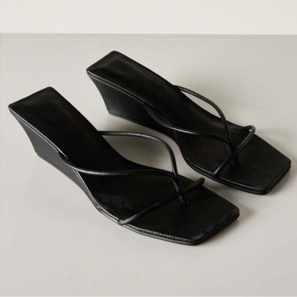 St. Agni Minimal Wedge 37